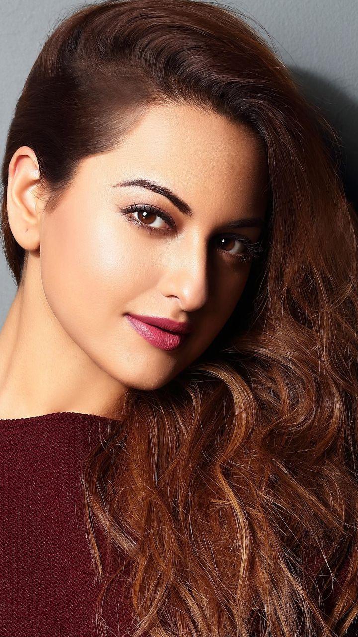 720x1280 Sonakshi Sinha, bollywood actress, 720x1280 wallpaper. Beautiful