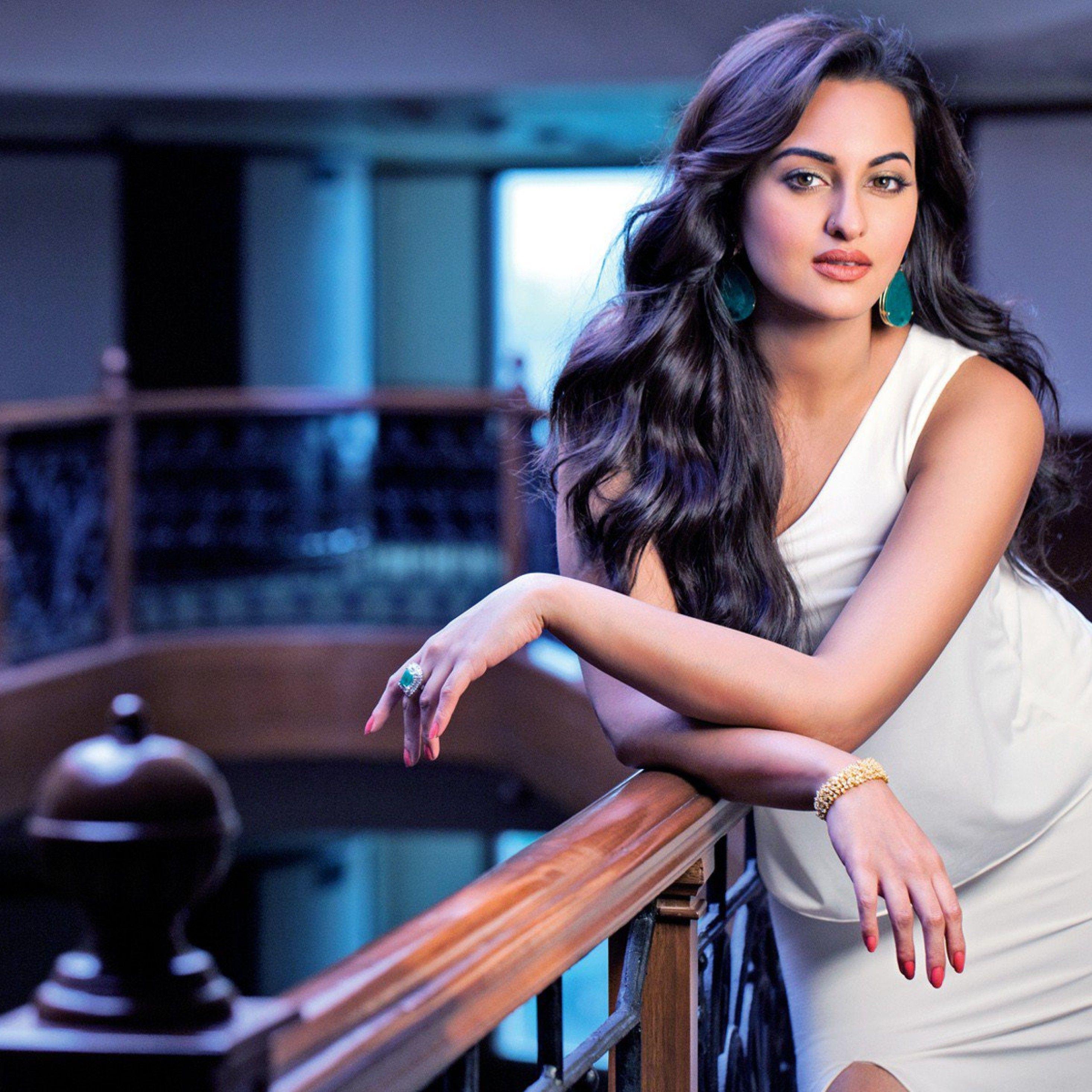 2932x2932 Sonakshi Sinha Wide iPad Pro Retina Display HD 4k