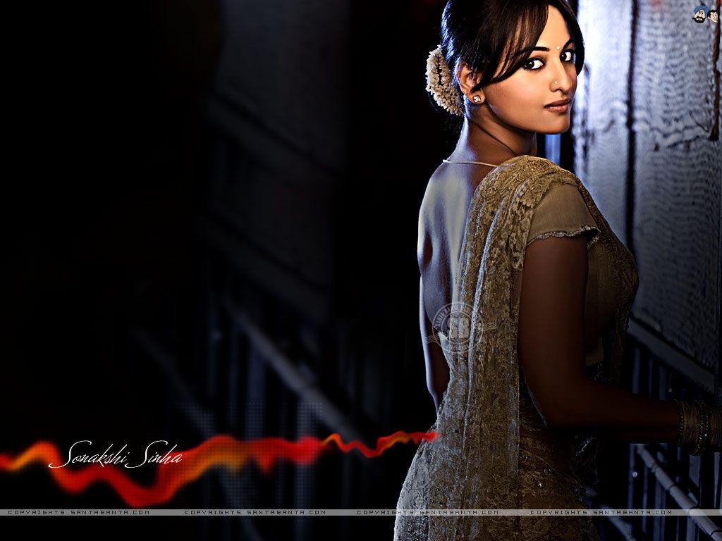 1024x768 Hot Bollywood Heroines & Actresses HD Wallpaper I Indian Models