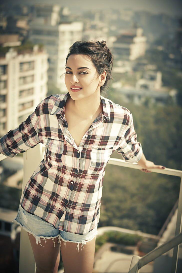 728x1092 Sonakshi sinha 1080P, 2K, 4K, 5K HD wallpaper free download