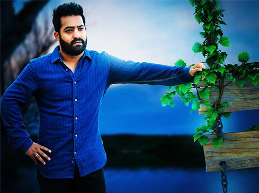 1073x800 Jr. NTR Wallpaper