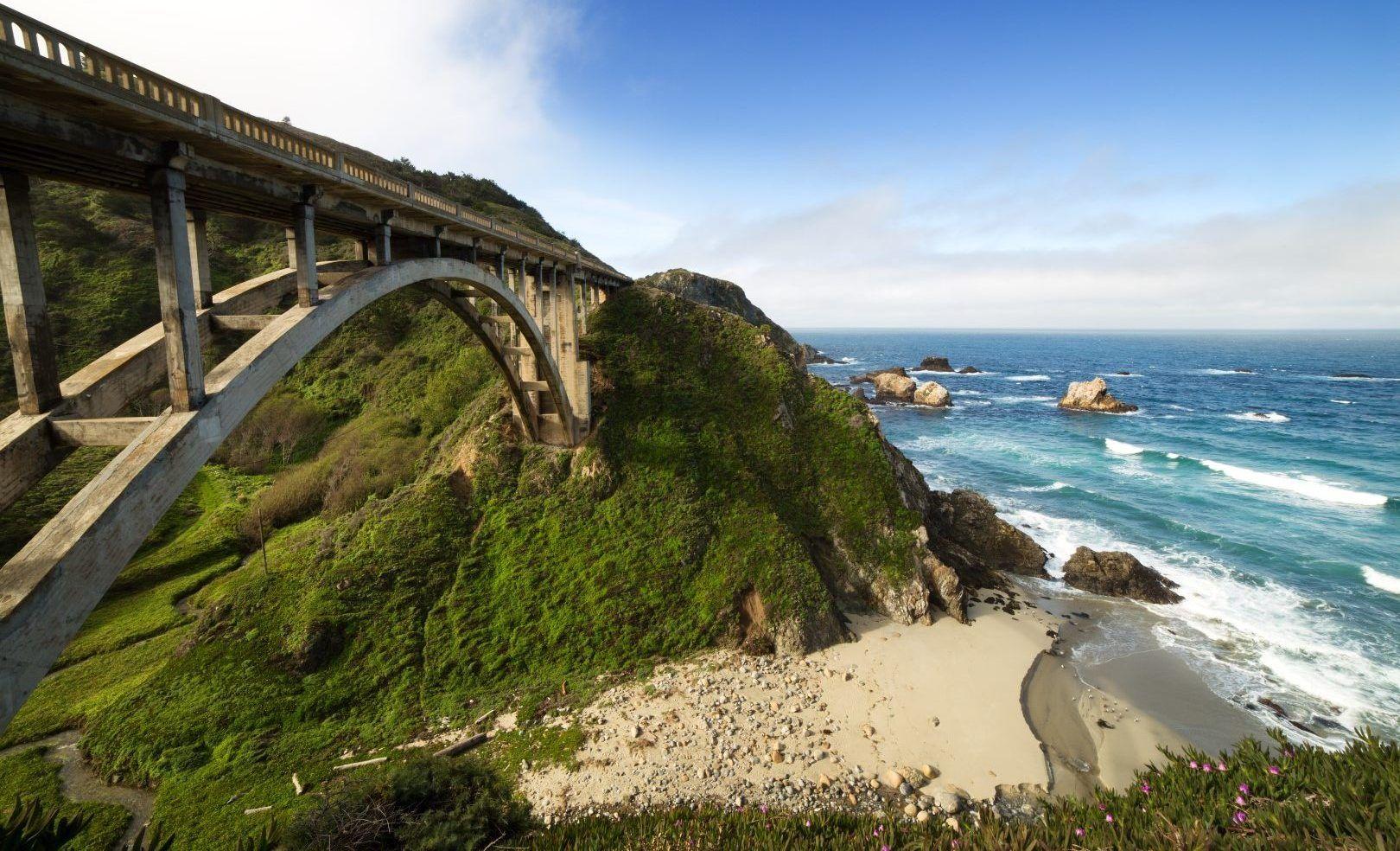 1620x984 The bridge to the beach Wallpaper