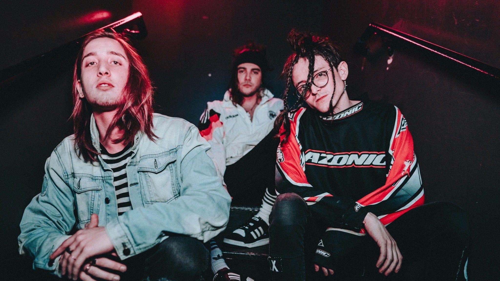 Chase Atlantic Wallpapers - Top Free Chase Atlantic Backgrounds ...