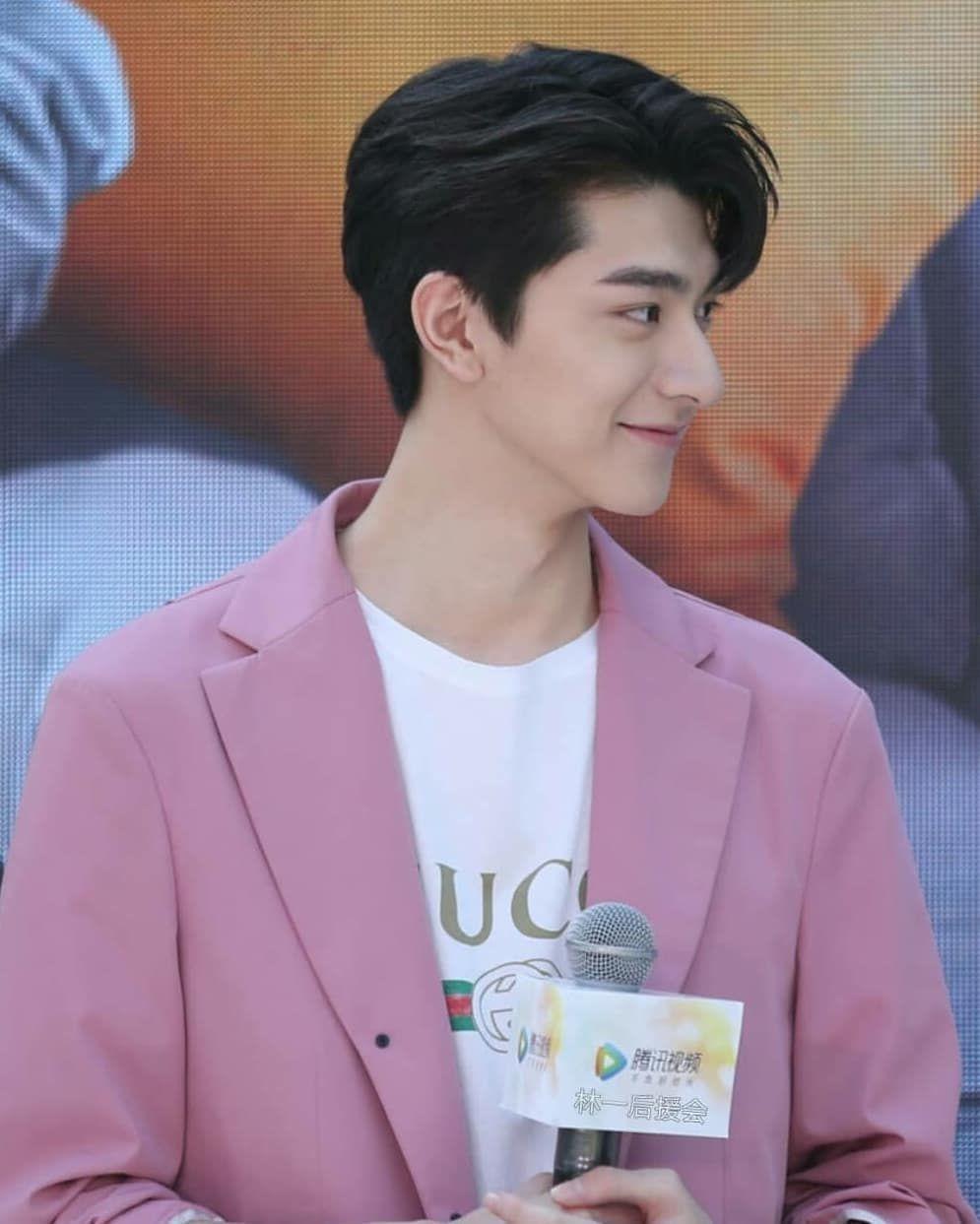 Lin Yi Wallpapers - Top Free Lin Yi Backgrounds - WallpaperAccess