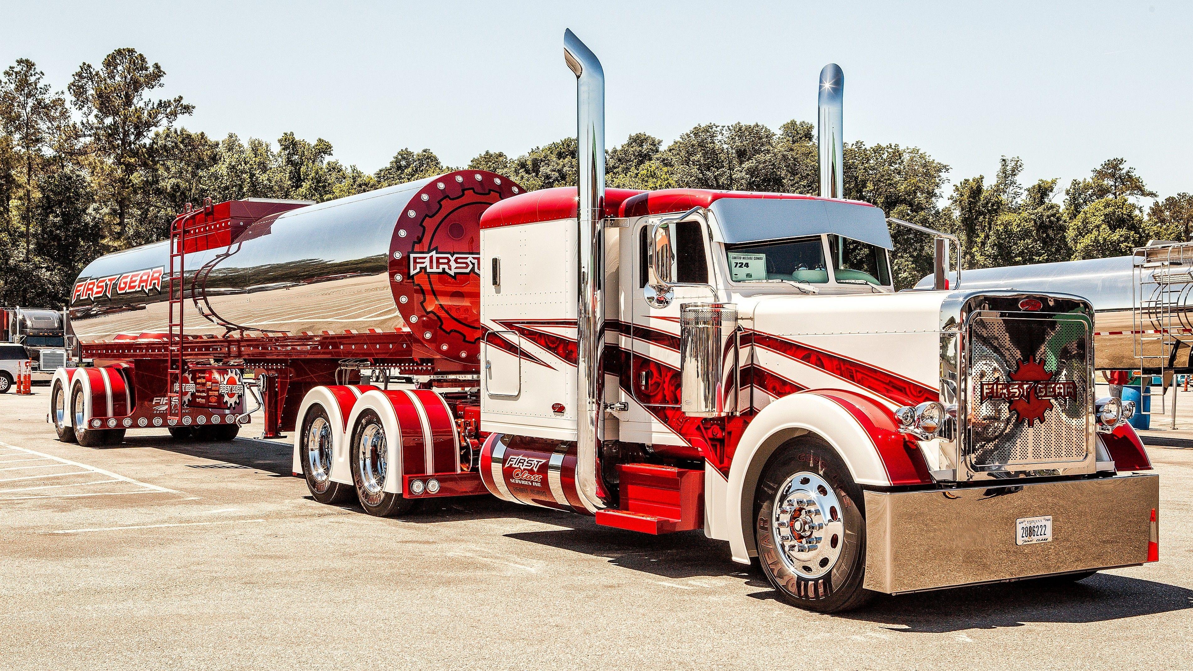 3800x2138 Peterbilt Wallpaper