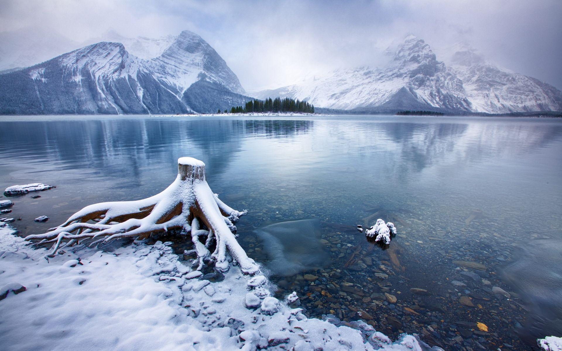 1920x1200 Kananaskis Lake Alberta Canada wallpaper. Kananaskis Lake