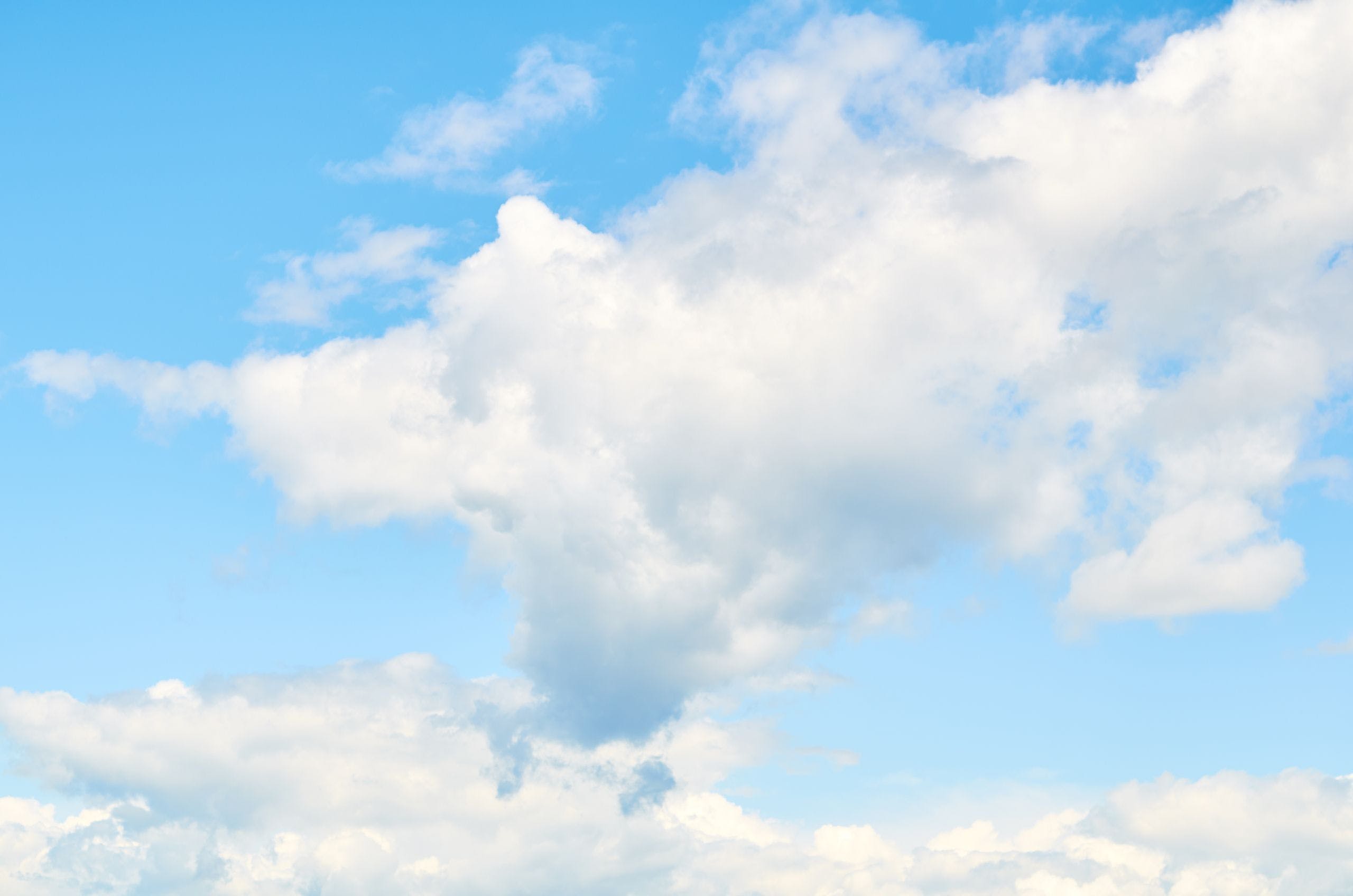 2560x1696 HD Puffy Clouds Wallpaper