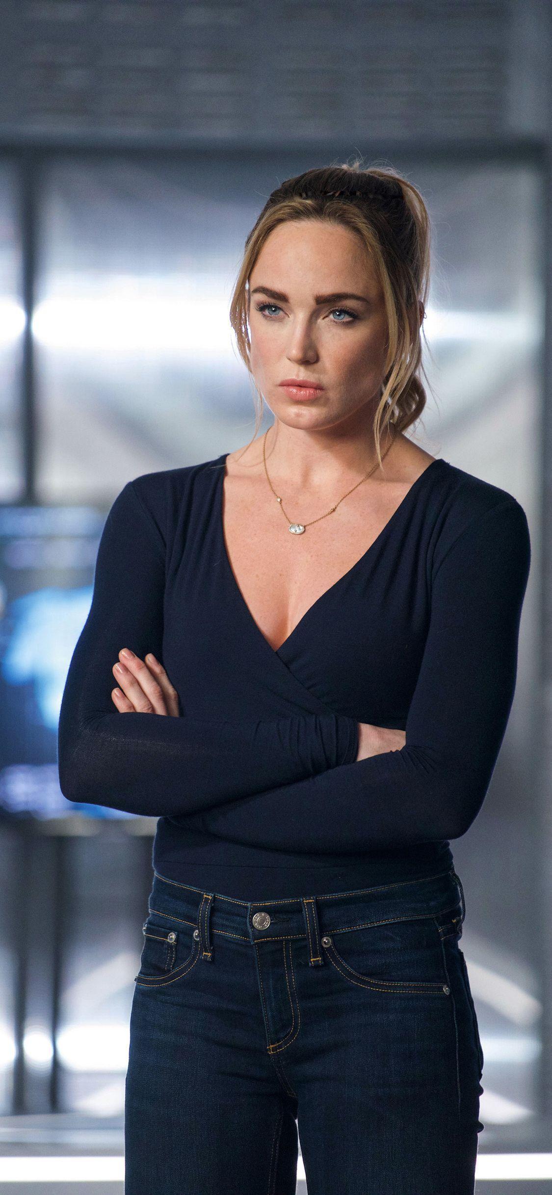 1125x2436 Caity Lotz In Legends Of Tomorrow 2018 Season 3 iPhone