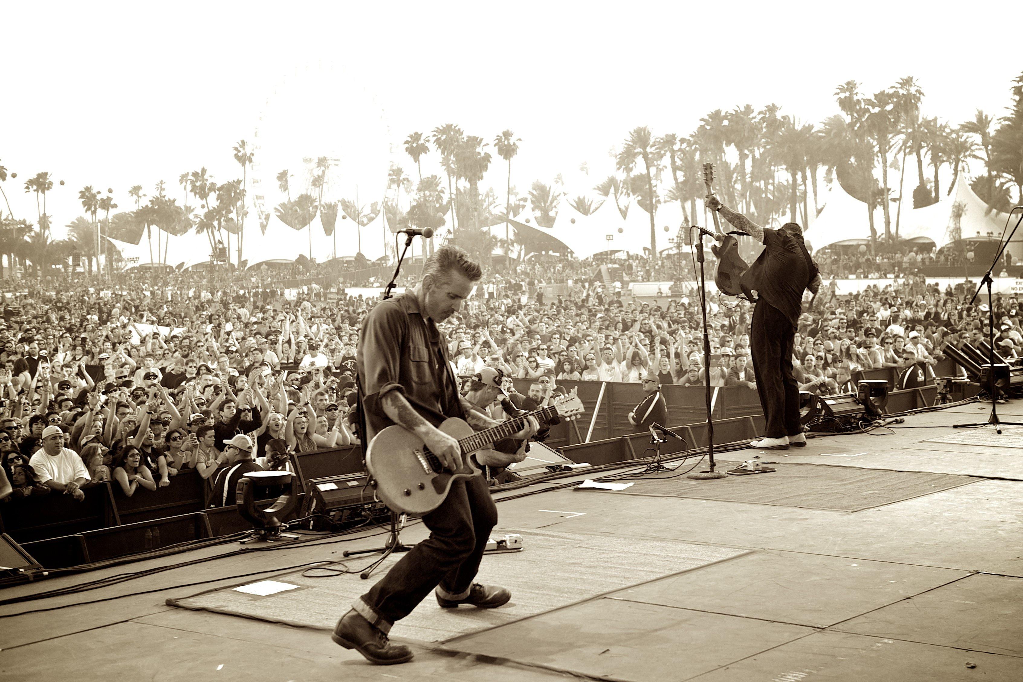 3385x2256 Photo Categories Live / Tour