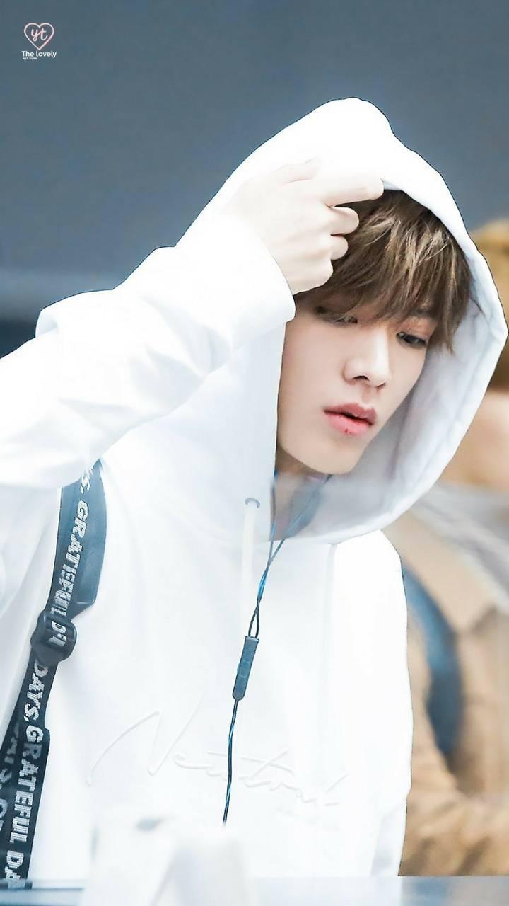 720x1280 Yuta Nakamoto Wallpaper