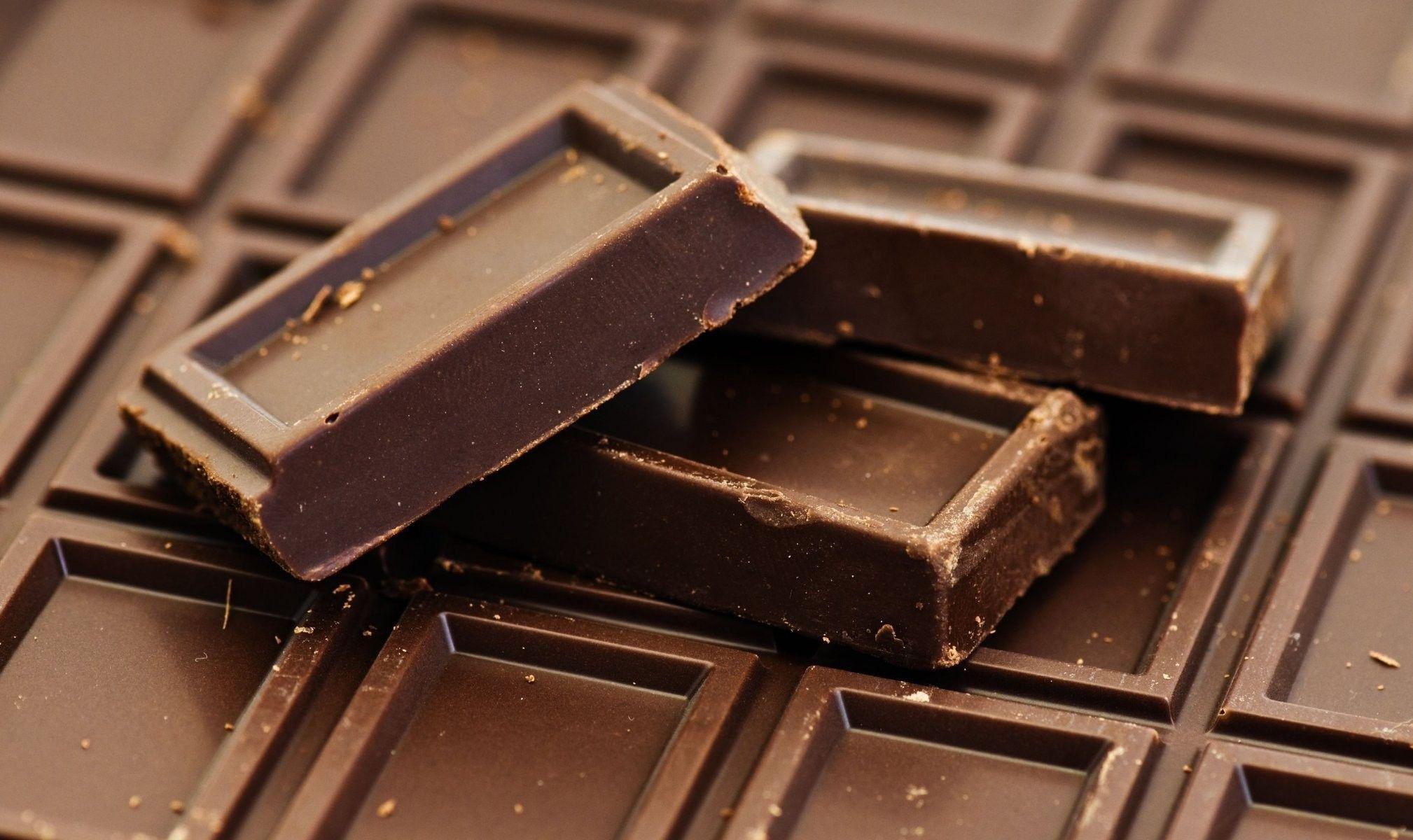 2018x1200 Chocolate Wallpaper