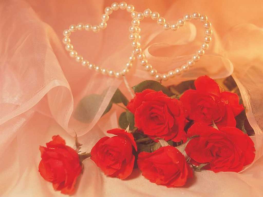 1024x768 Happy Valentine Day Flower Wallpaper