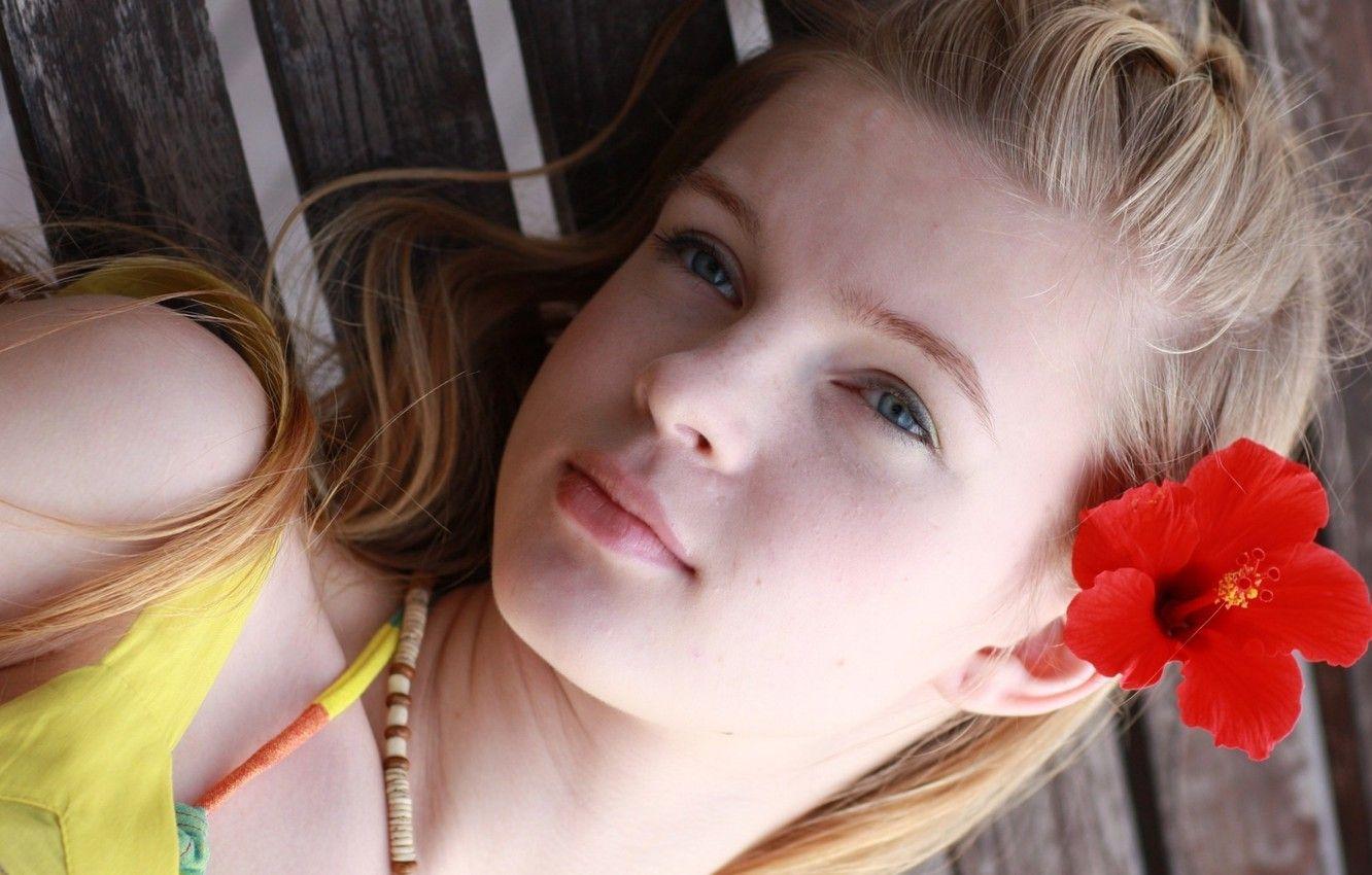 1332x850 Wallpaper girls, beautiful, beautiful girl, children, little girl