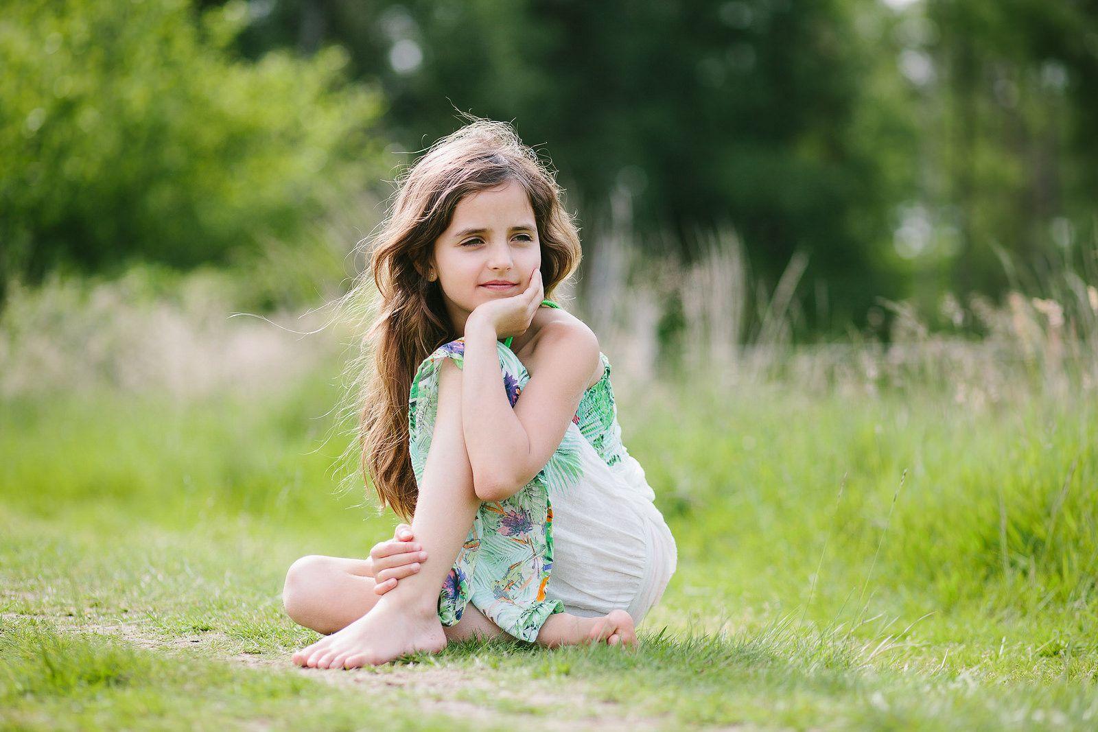 1600x1067 Little Girl Desktop Background Wallpaper Little Girl