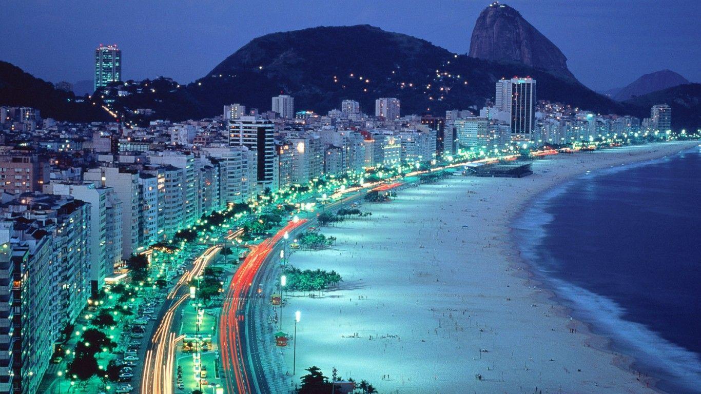1366x768 Copacabana Beach Stunning Wallpaper