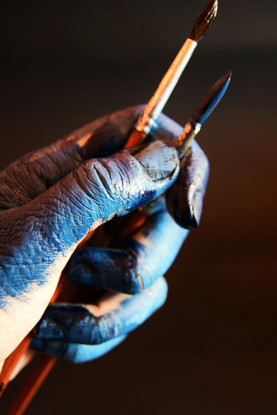 910x1365 HD Wallpaper: Blue Magic, Close Up Photography Of Person Holding