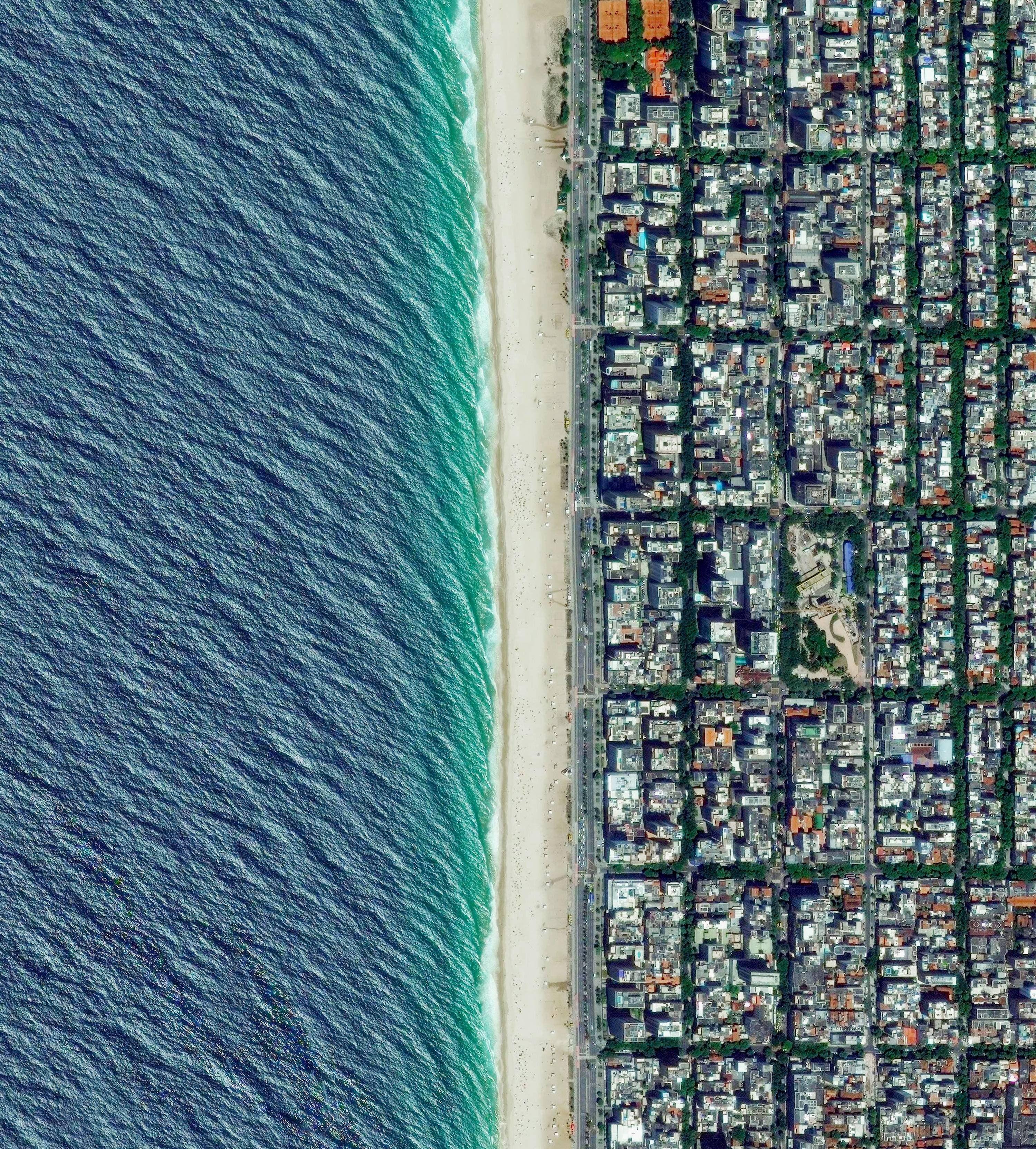 3000x3328 of Beach 4K wallpaper for your desktop or mobile screen