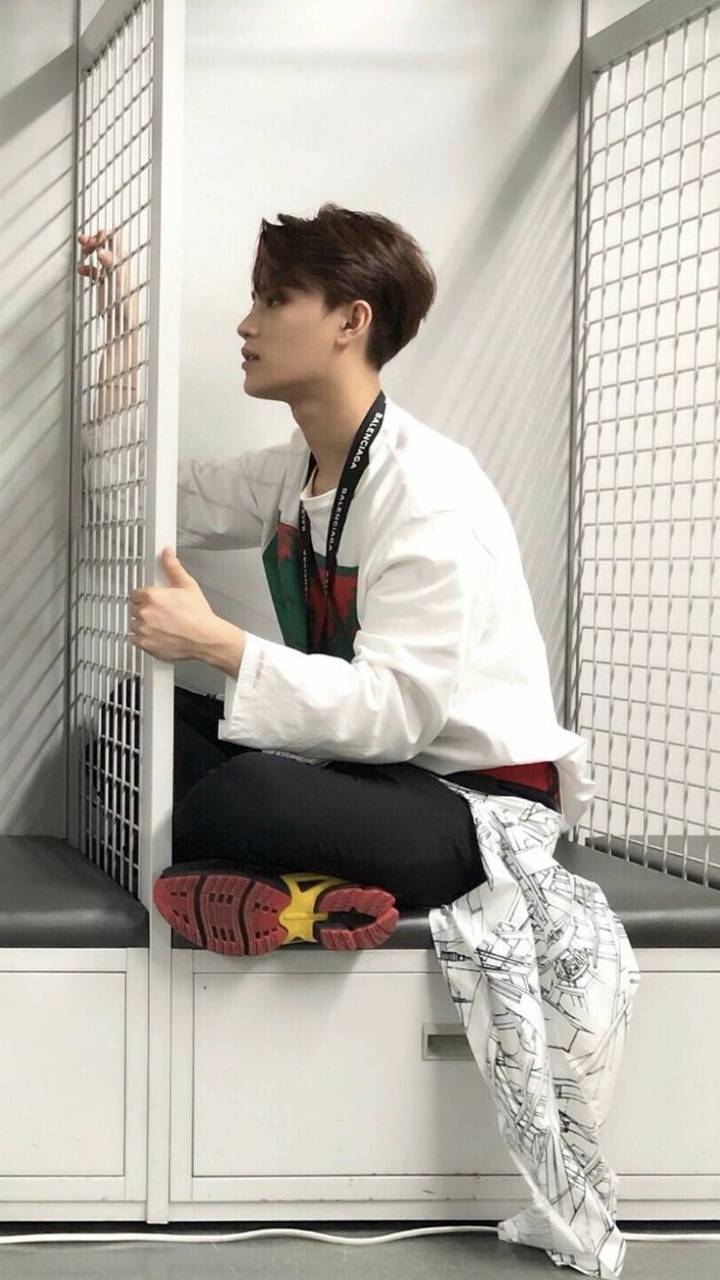 720x1280 Taeil wallpaper