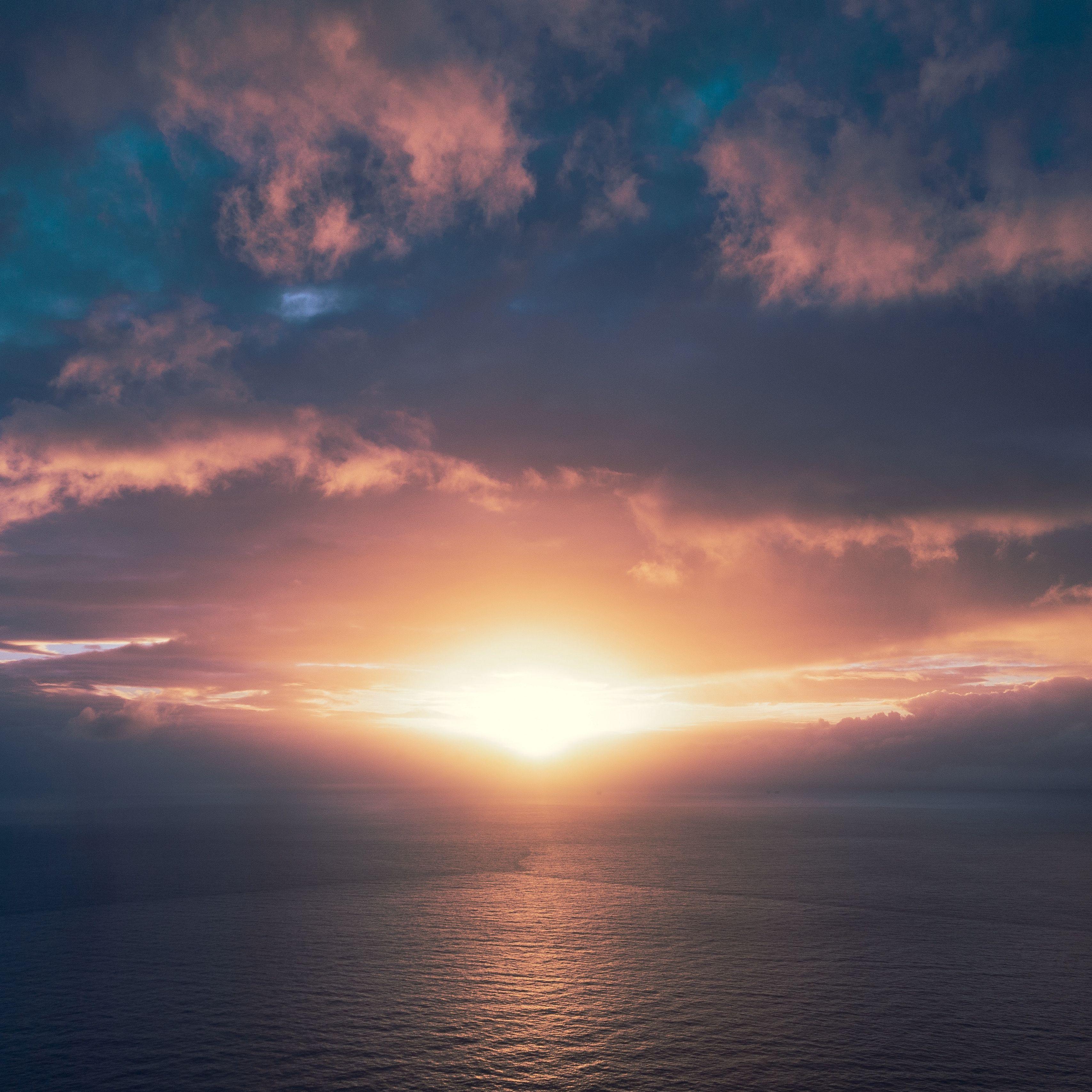 3415x3415 Download wallpaper 3415x3415 ocean, sunset, horizon, sky, clouds