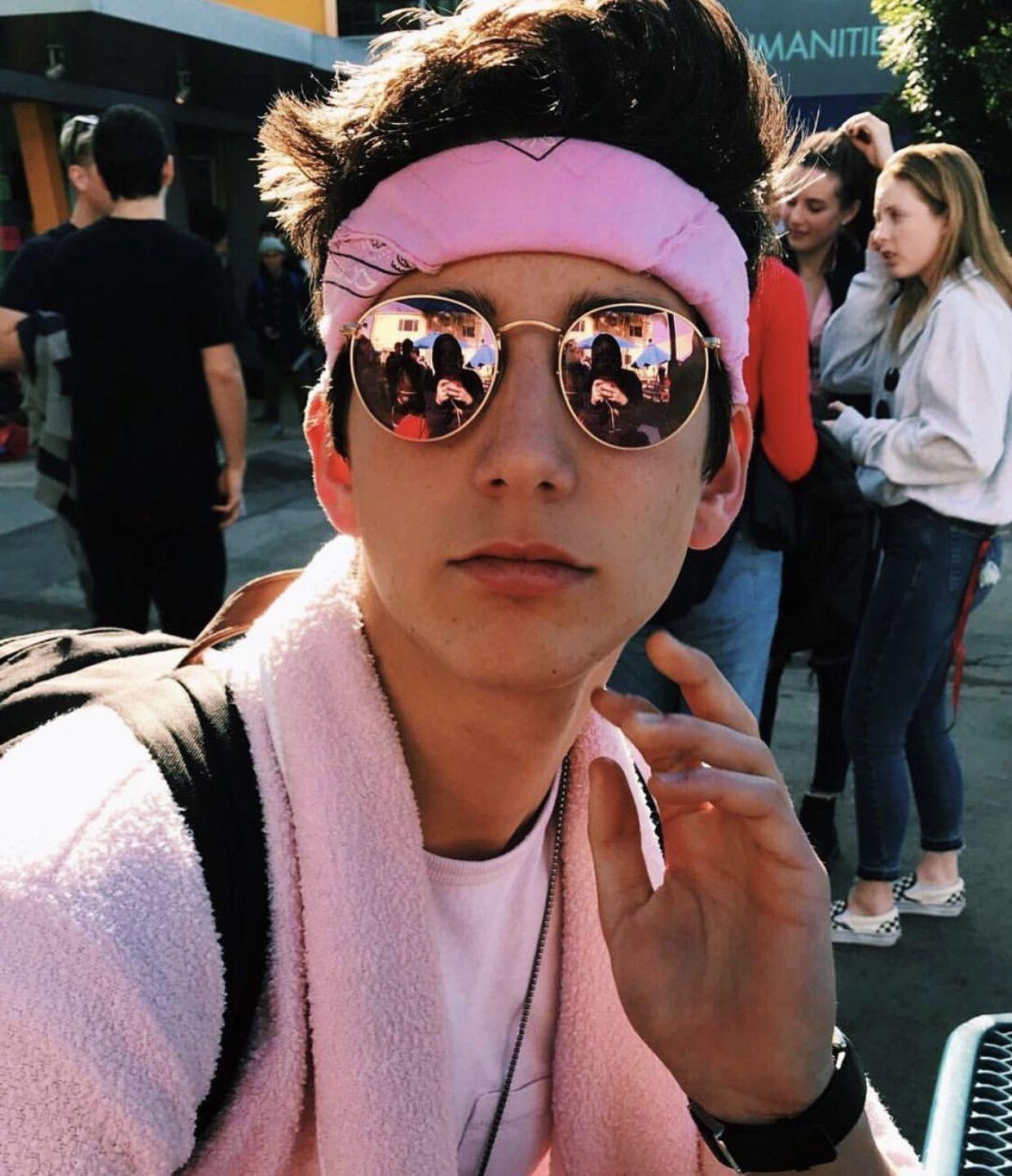 1242x1443 Best Milo Manheim image. Zombie disney, Meg donnelly, Disney