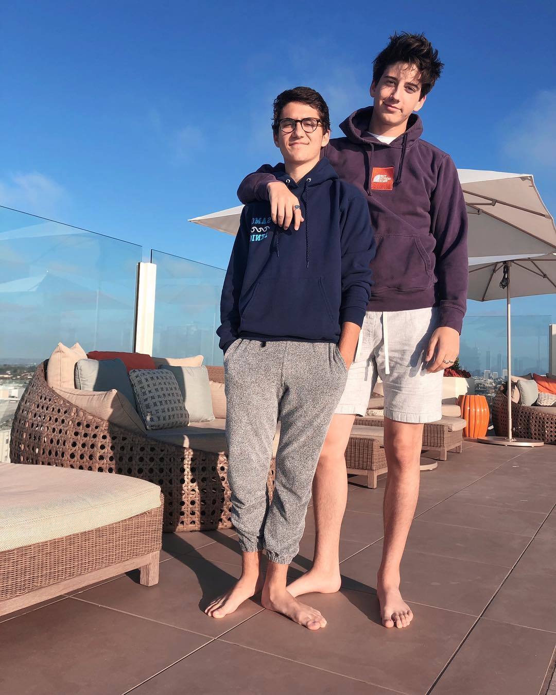 1080x1350 Milo Manheim's Feet << wikiFeet Men