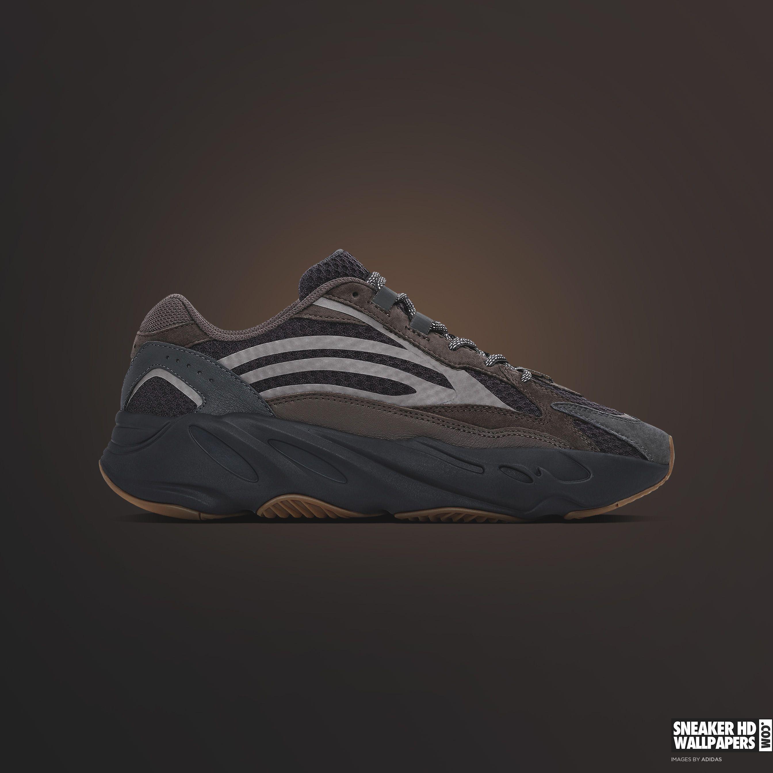 2688x2688 Yeezy Boost 700 V2 Geode