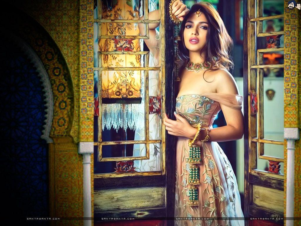 1024x768 Actress Bhumi Pednekar Hot Pics. Bollywood actress hot, Heroine