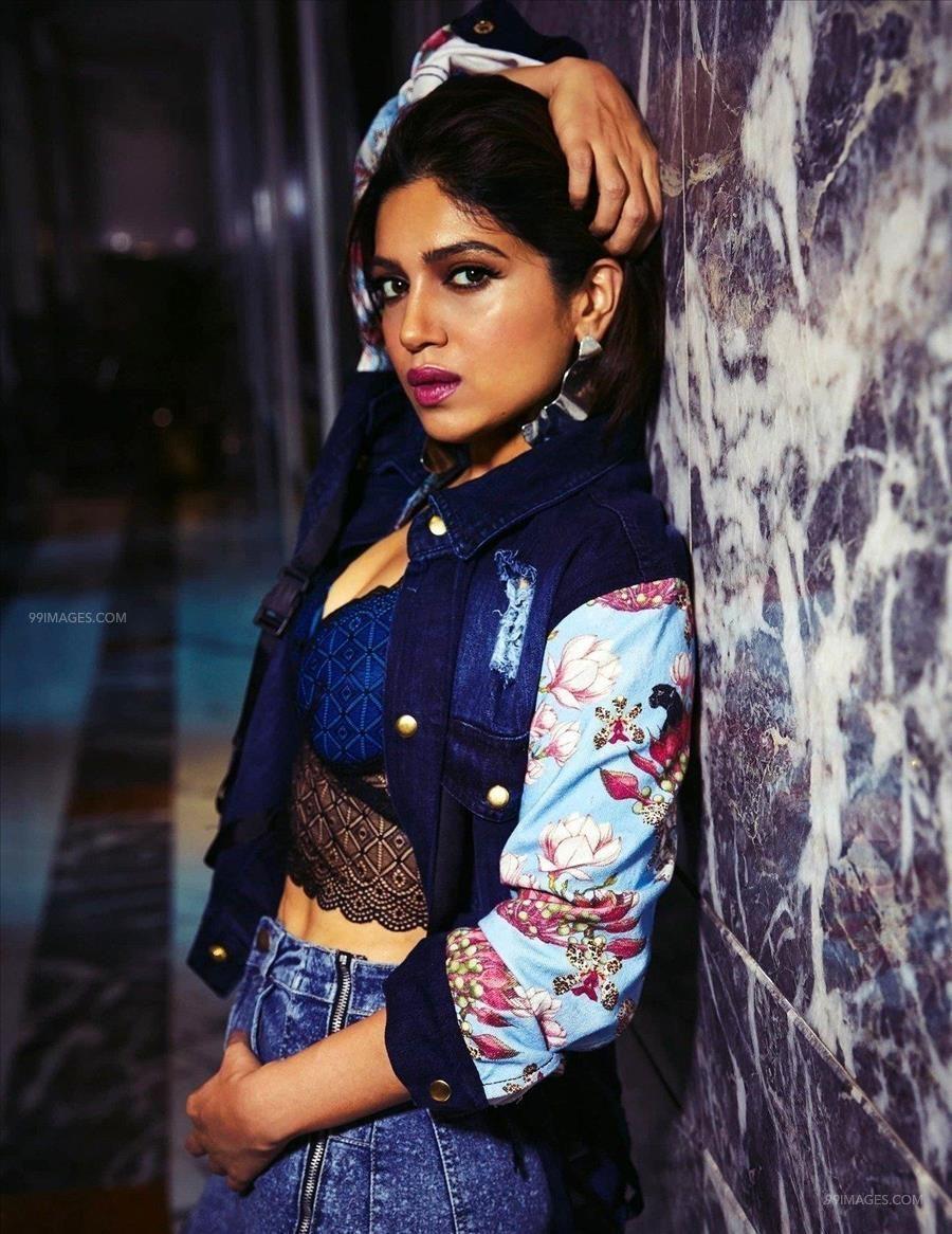 900x1166 Actress Bhumi Pednekar Latest photo HD Quality (1080p)For