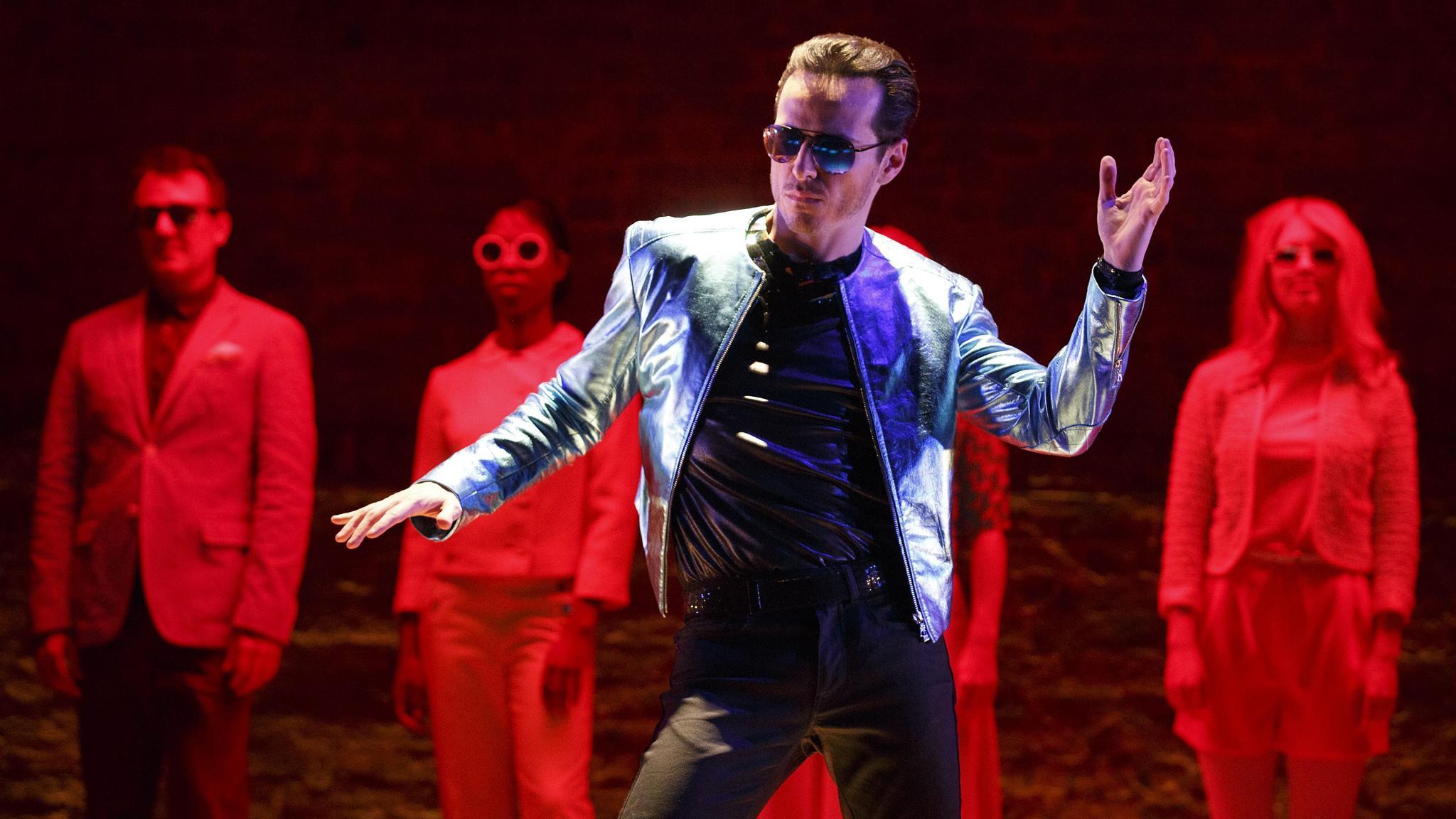 2048x1152 Birdland, Royal Court Theatre, London
