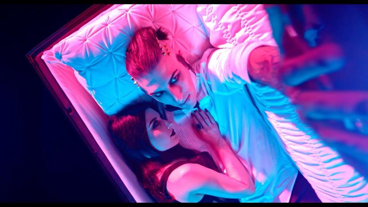 1280x720 things you didn't know about Motionless in White