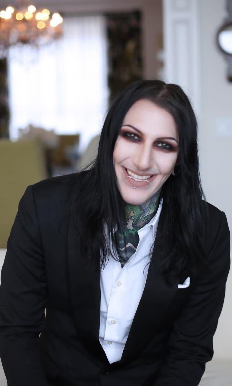 790x1310 Chris Motionless Net Worth • Net Worth List