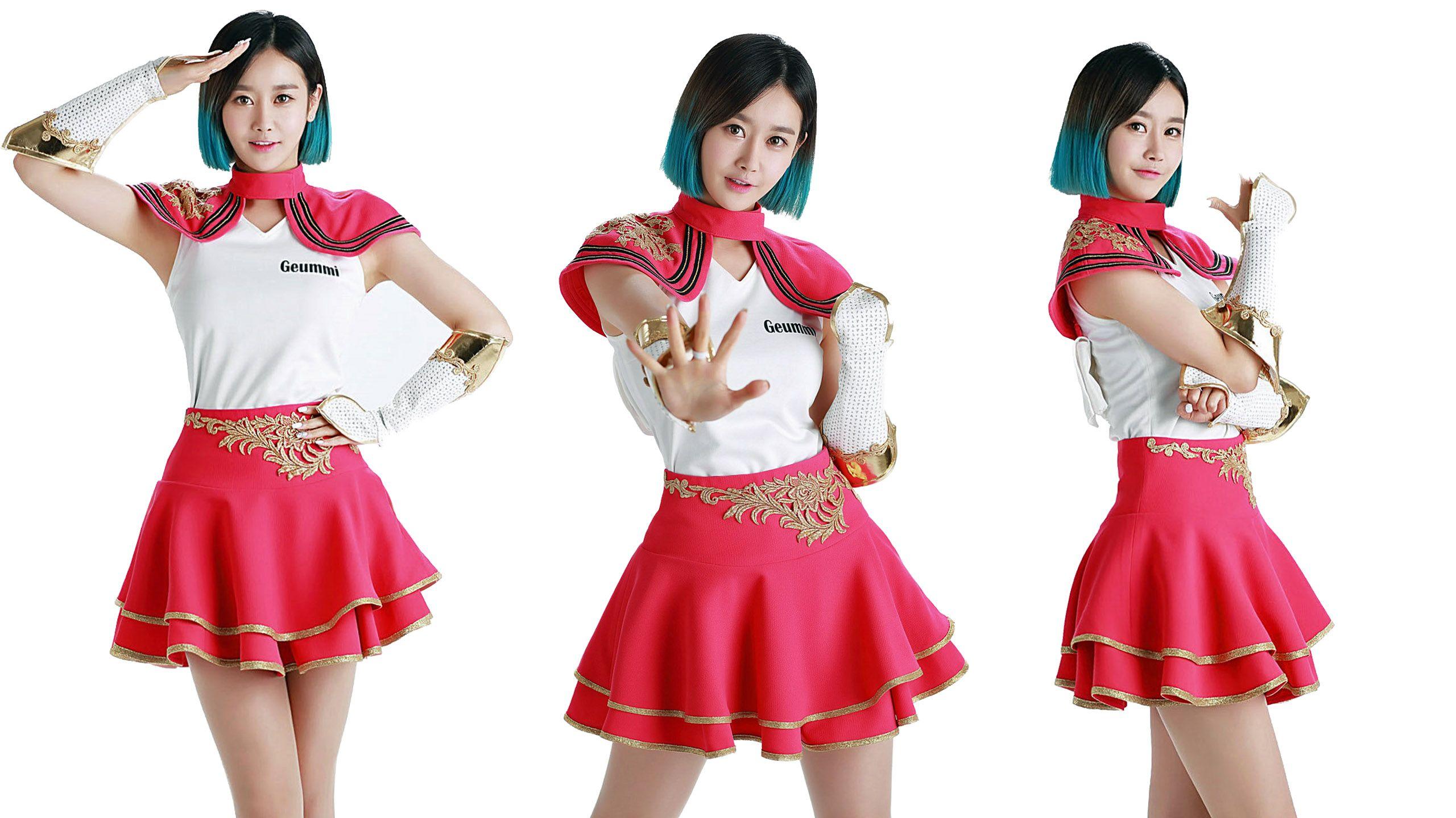 2560x1440 Geummi Crayon Pop Wallpaper