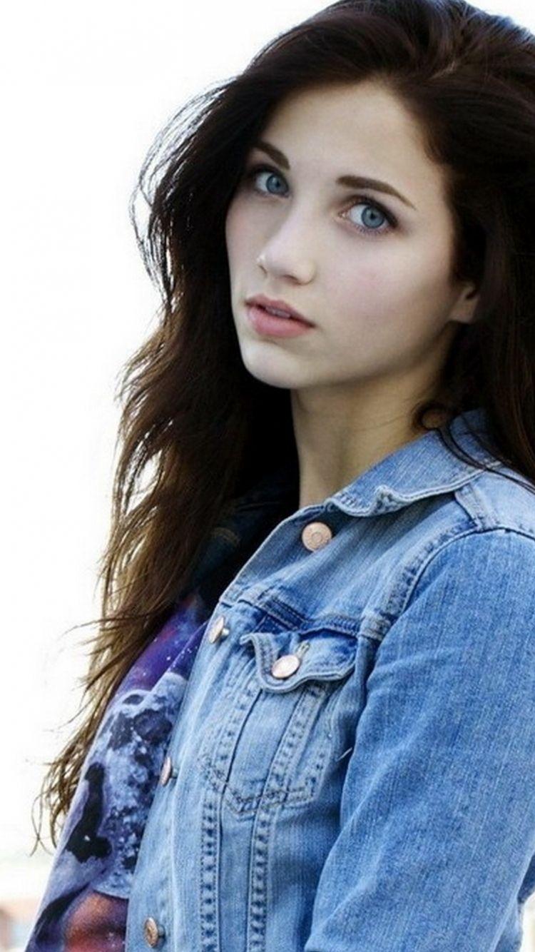 Emily Rudd Wallpapers Top Free Emily Rudd Backgrounds Wallpaperaccess