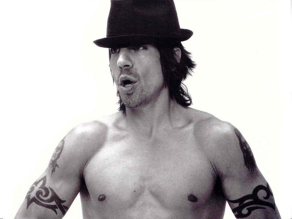 1024x768 Anthony Kiedis Wallpaper