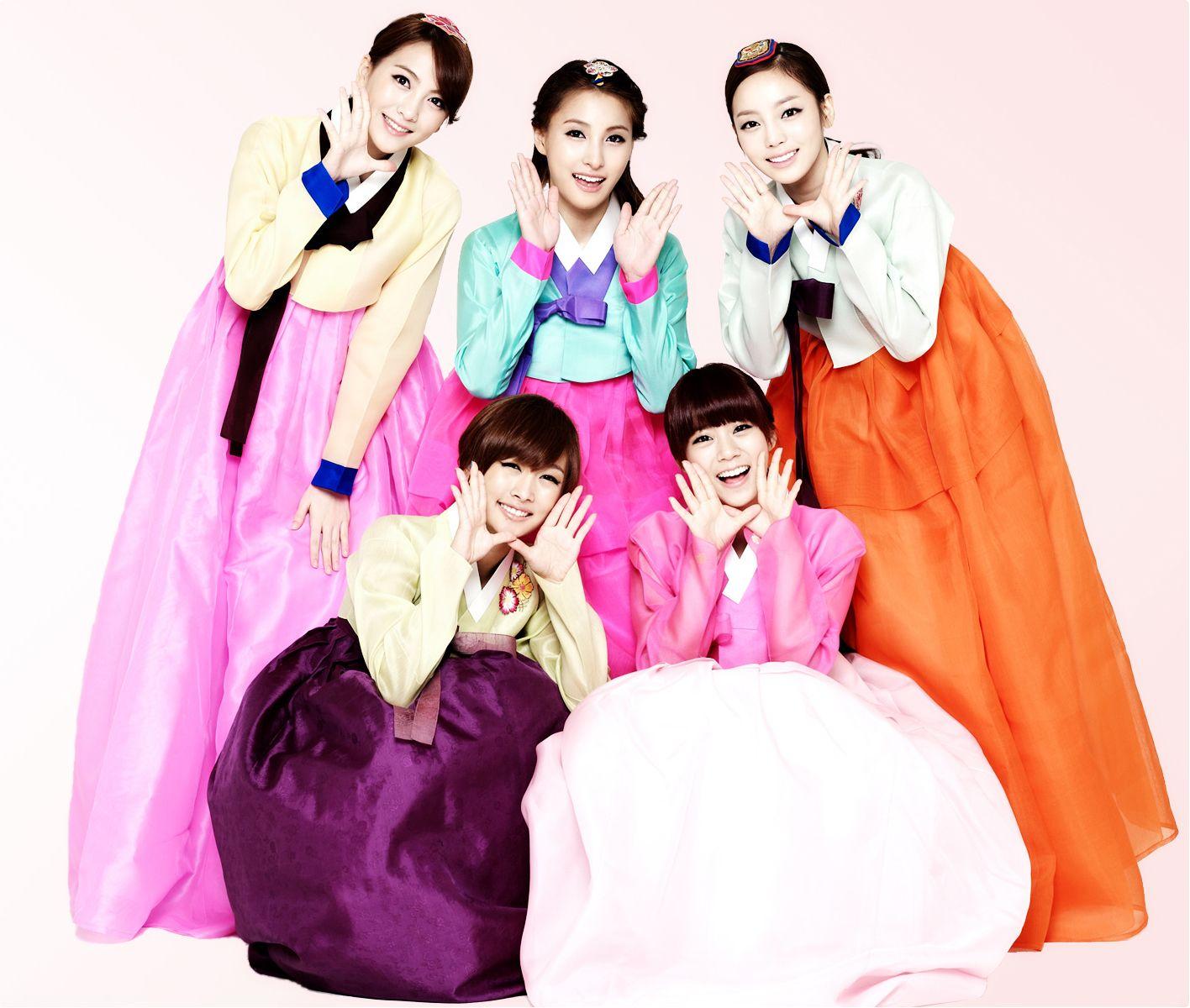 1416x1200 HQ Kpop Wallpaper: KARA Hanbok