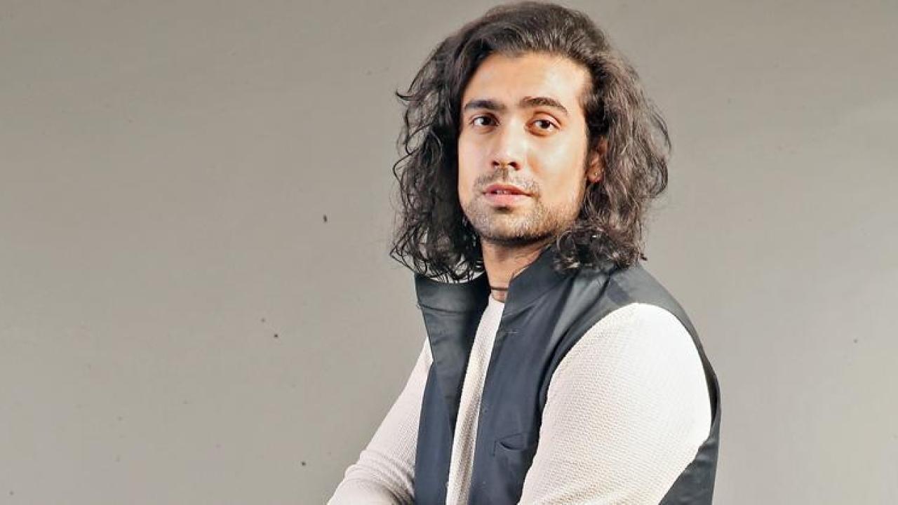 1280x720 Jubin Nautiyal Wiki, Biography, Age, Songs List, Image
