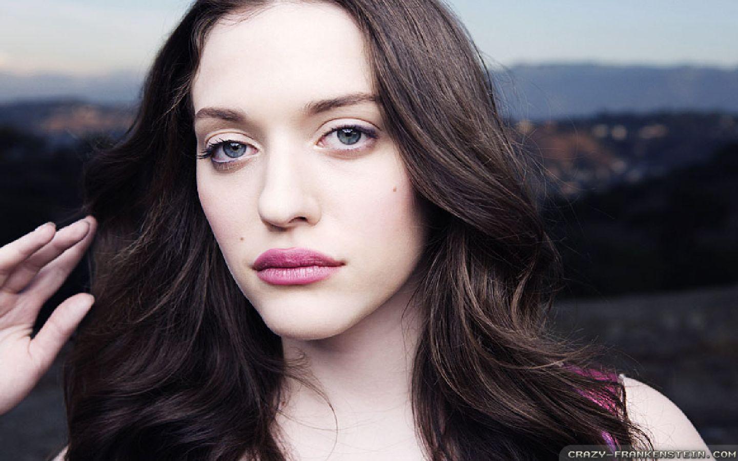 1440x900 Beautiful Kat Dennings wallpaperx900