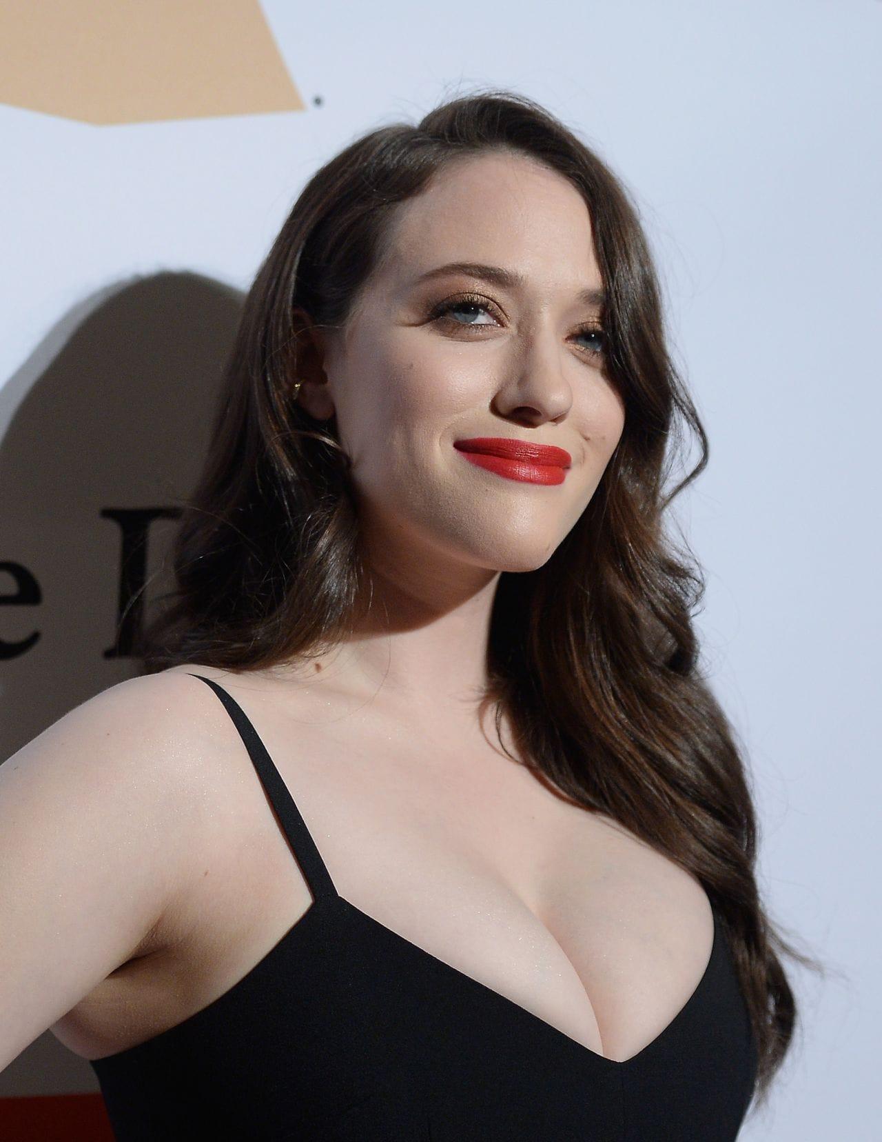1280x1656 Kat Dennings Wallpaper