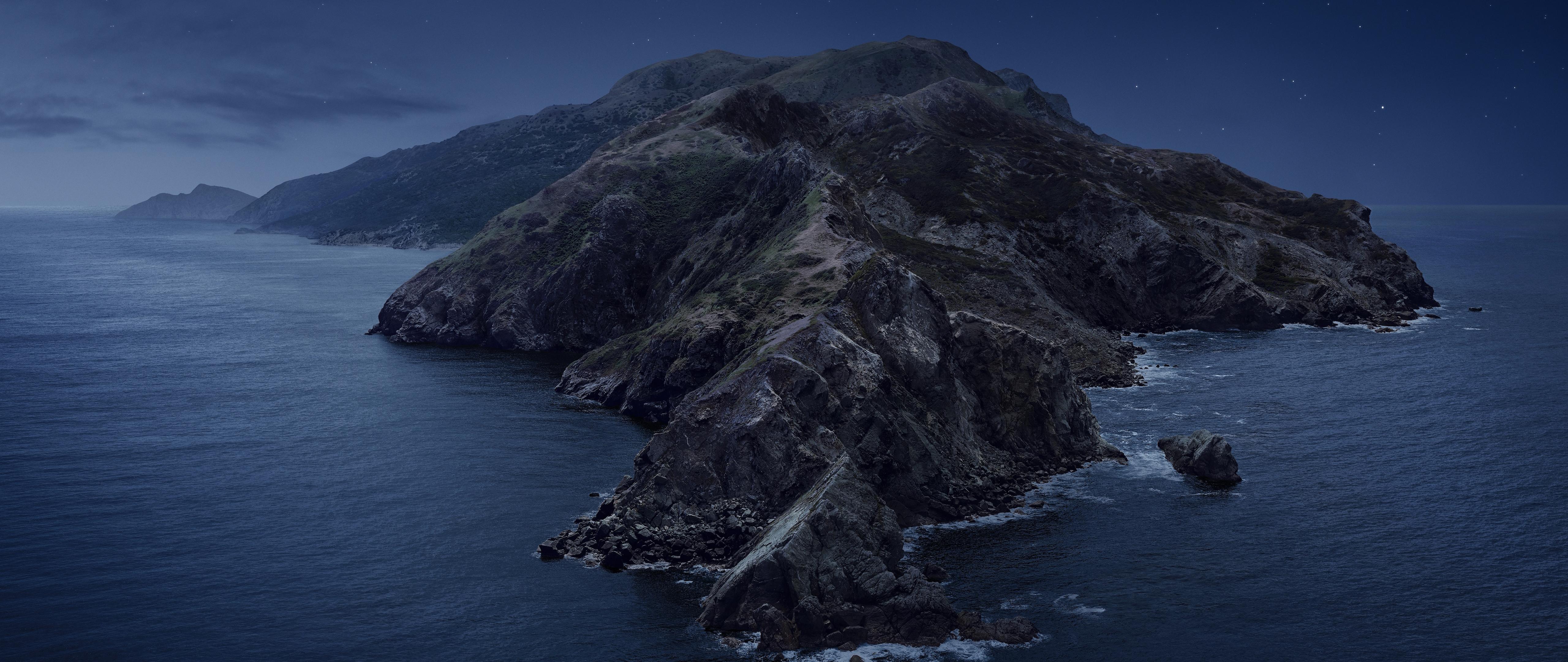 5120x2160 MacOS Catalina Light & Dark 21:9 version in
