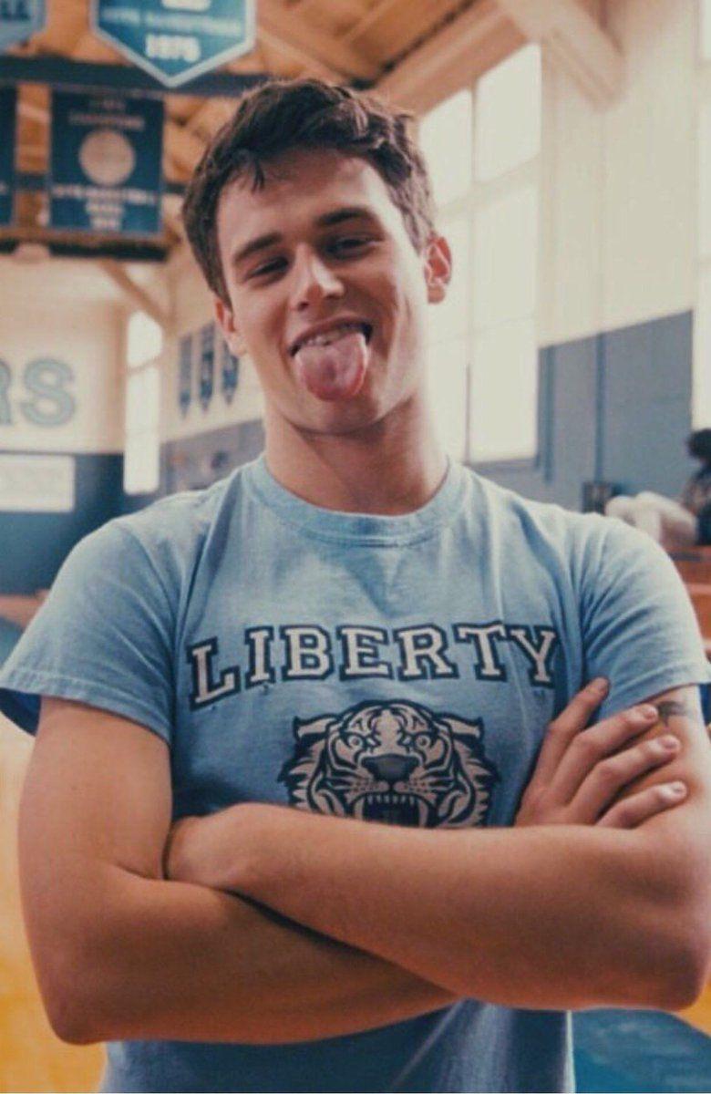 780x1200 justin foley. Thirteen reasons why