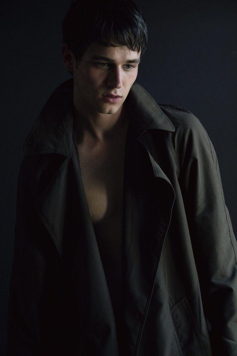 800x1200 Picture Of Brandon Flynn That Will Make You Go 'That Smile
