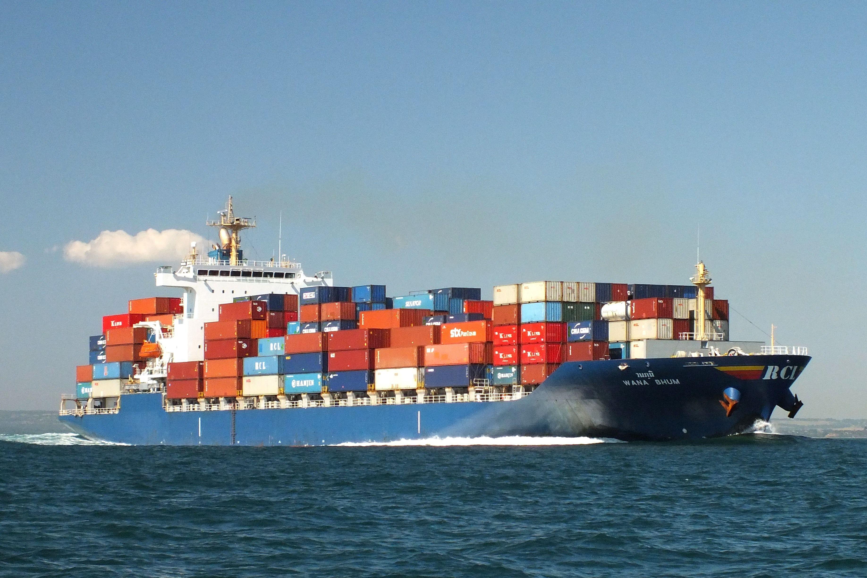 Container Ship Wallpapers - Top Free Container Ship Backgrounds