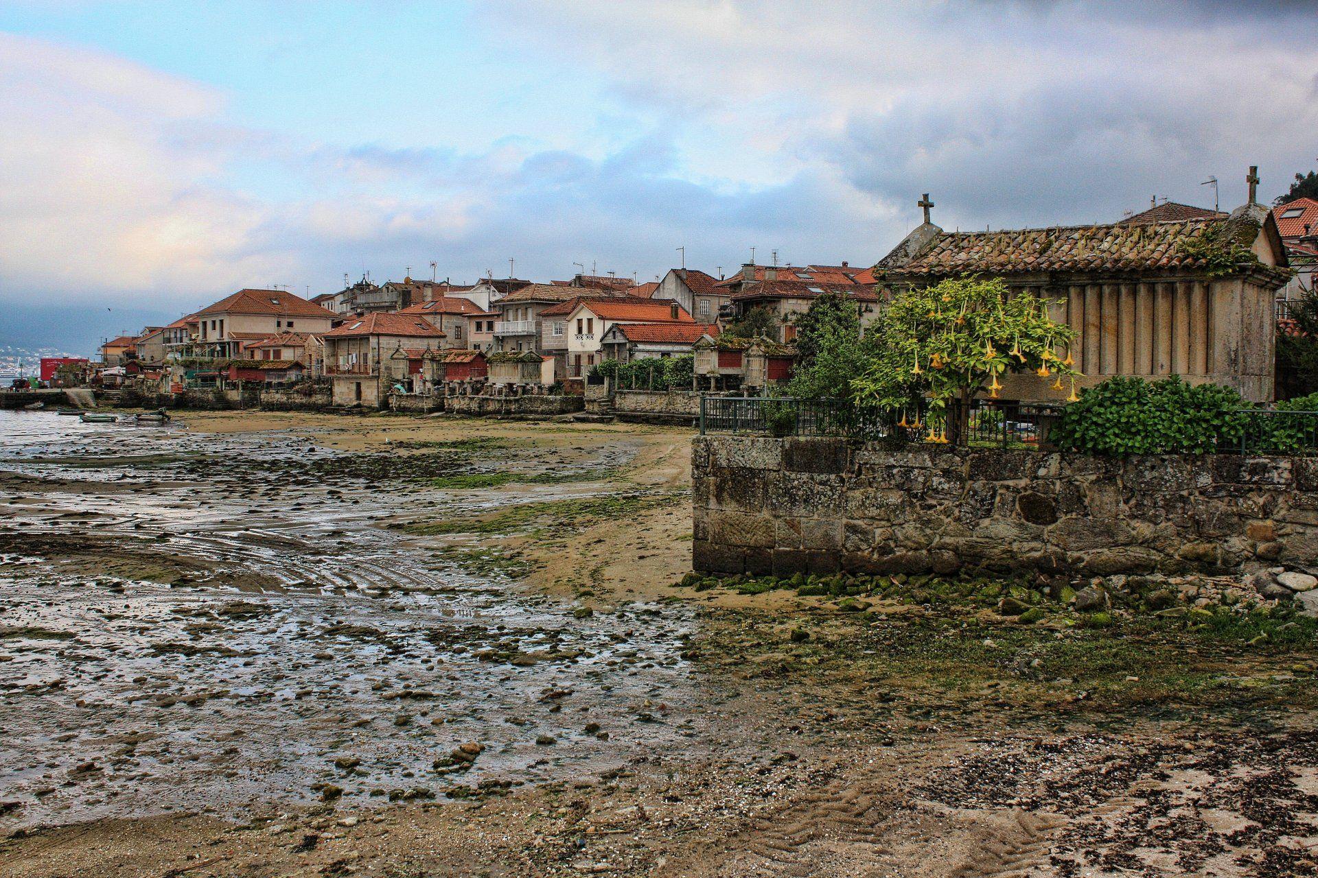 1920x1280 Pueblo costero Galicia 4k Ultra HD Wallpaper. Background Image