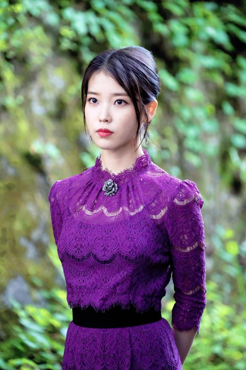 800x1200 Save Image IU Del Luna HD Wallpaper