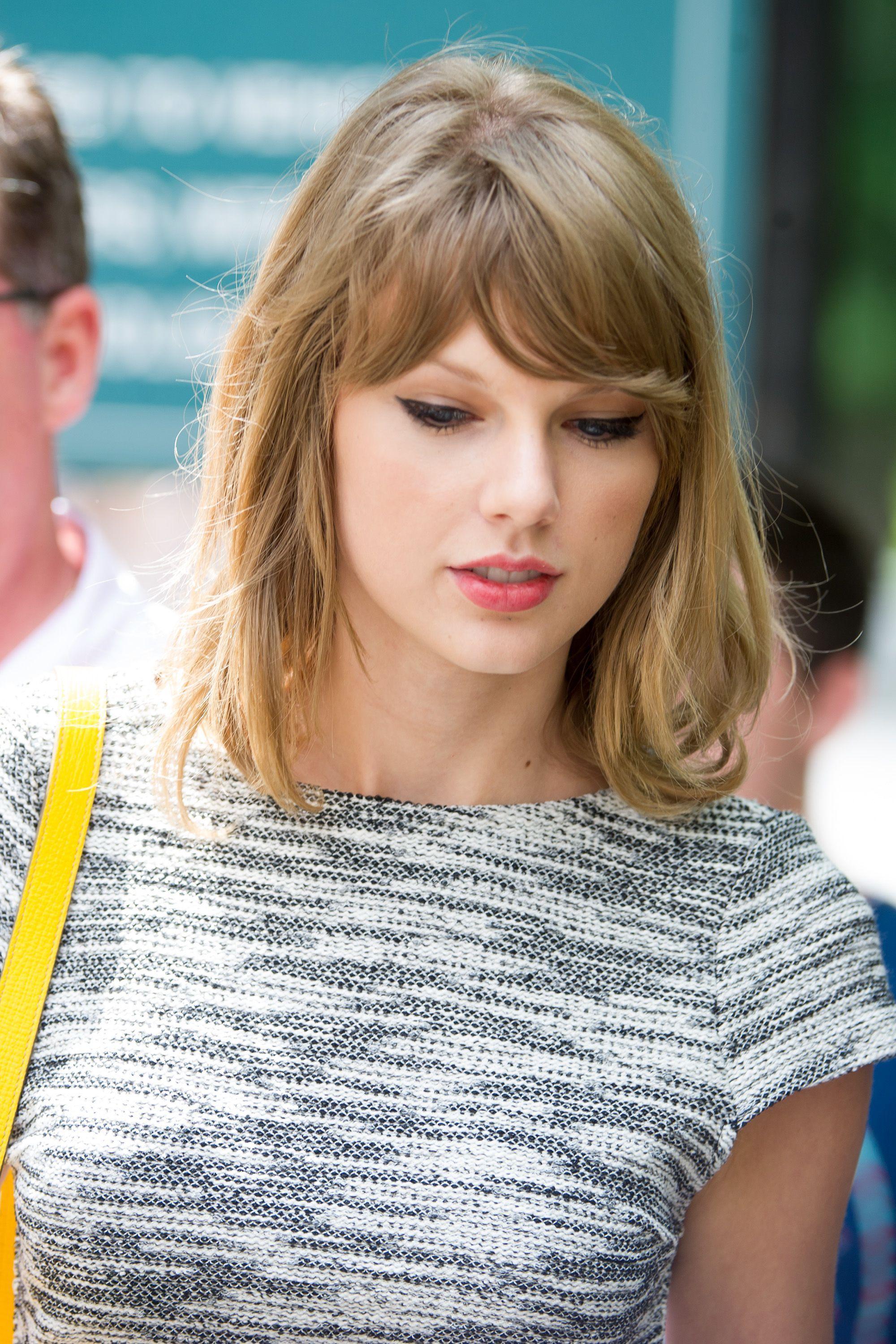 2000x3000 Taylor Swift HD wallpaper free download