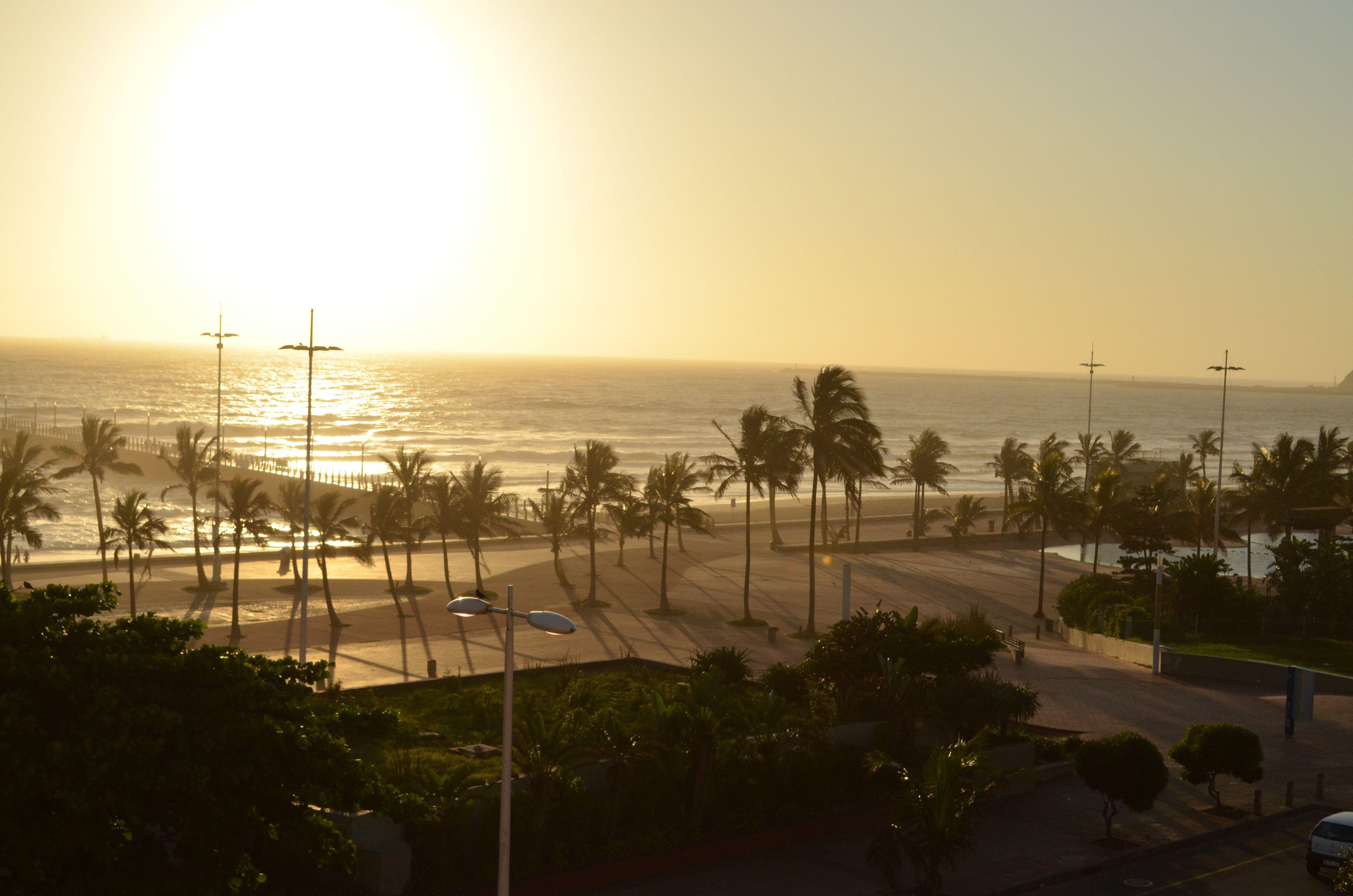 4928x3264 Free of beach, durban north, kwa zulu natal