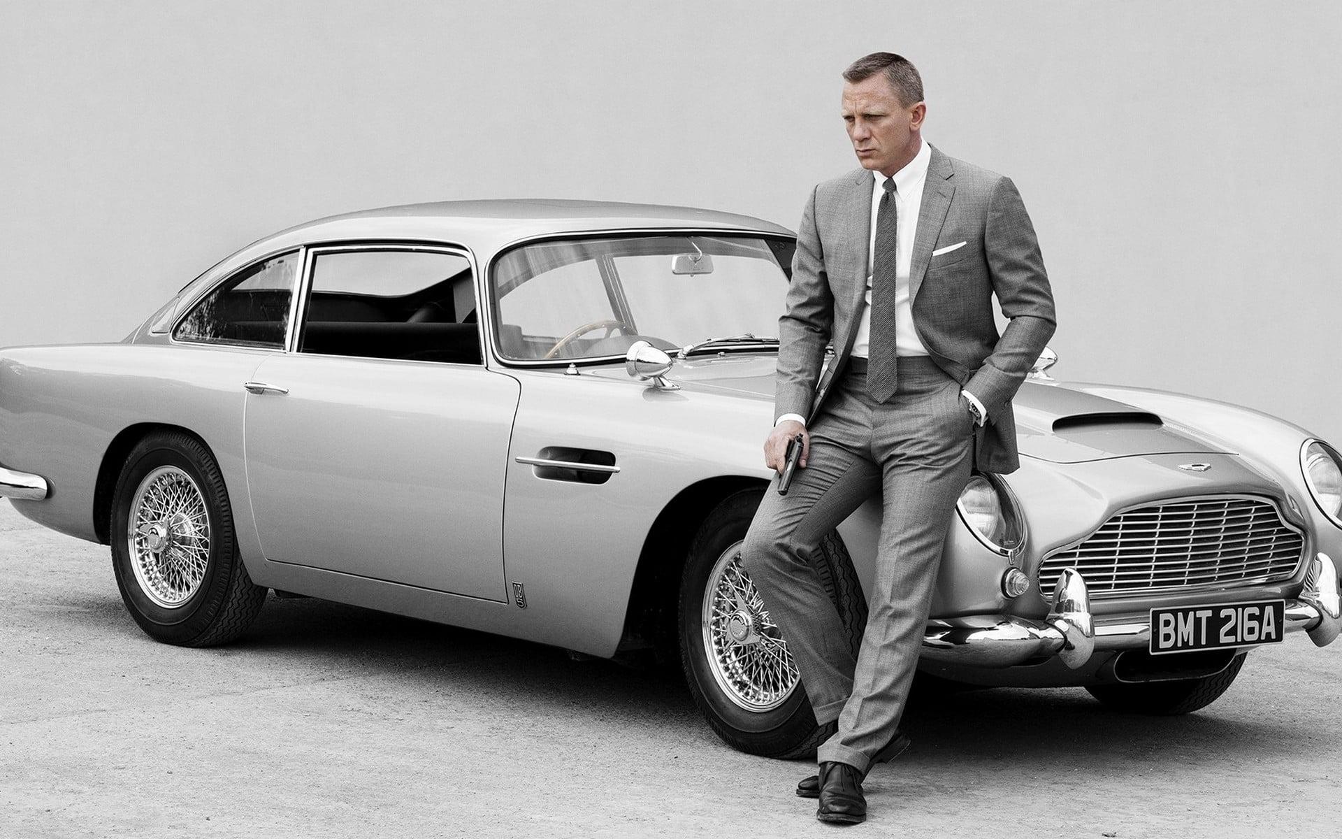 1920x1200 Silver coupe, James Bond, Daniel Craig, Aston Martin HD wallpaper