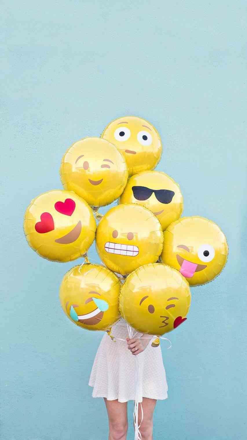 853x1517 Cute Emoji Wallpaper For IPhone