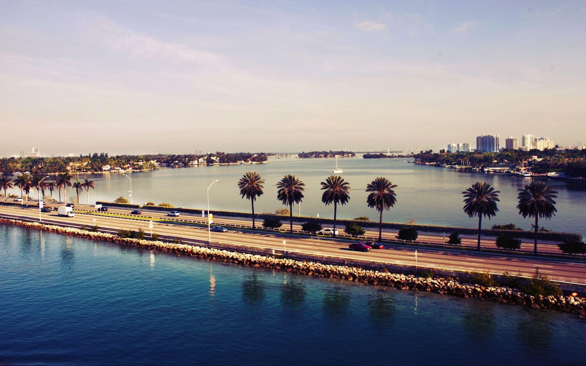 1920x1200 Wallpaper Miami, Florida, USA, sunset, water, road, city 1920x1200