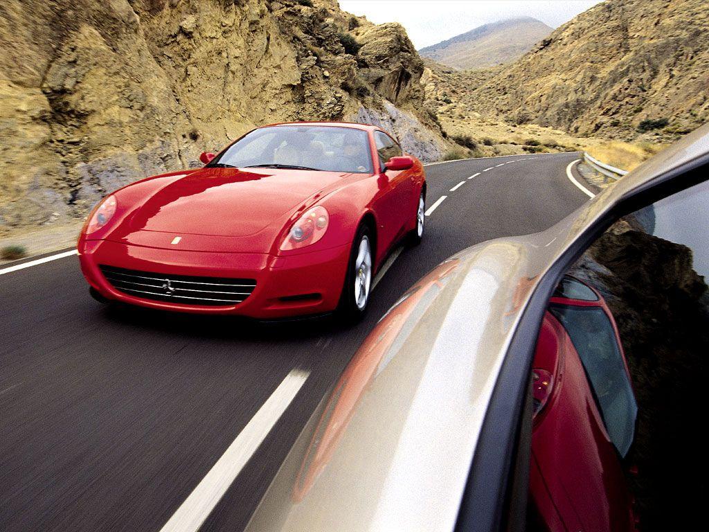 1024x768 Cars Wallpaper